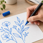Marcador Artline Poster Marker EPP-4 Azul Punta 2 mm. Ejemplo ilustrativo de uso generado por IA; accesorios de la escena no incluidos.