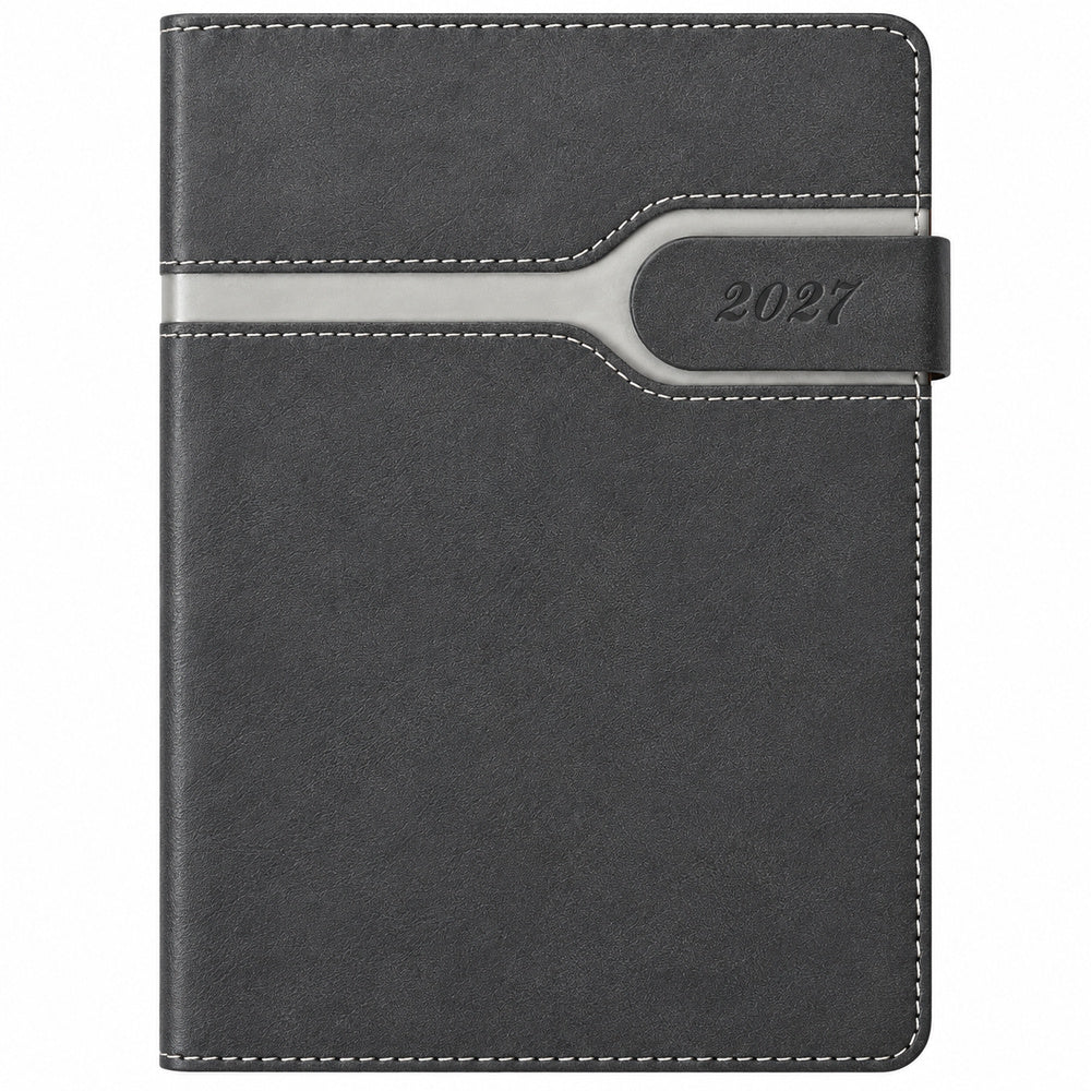 Agenda Diver Class DC/67 2027, SKU 40083-1: cubierta oscura con franja clara. Fotografía retocada sobre fondo blanco, sin envoltorio.