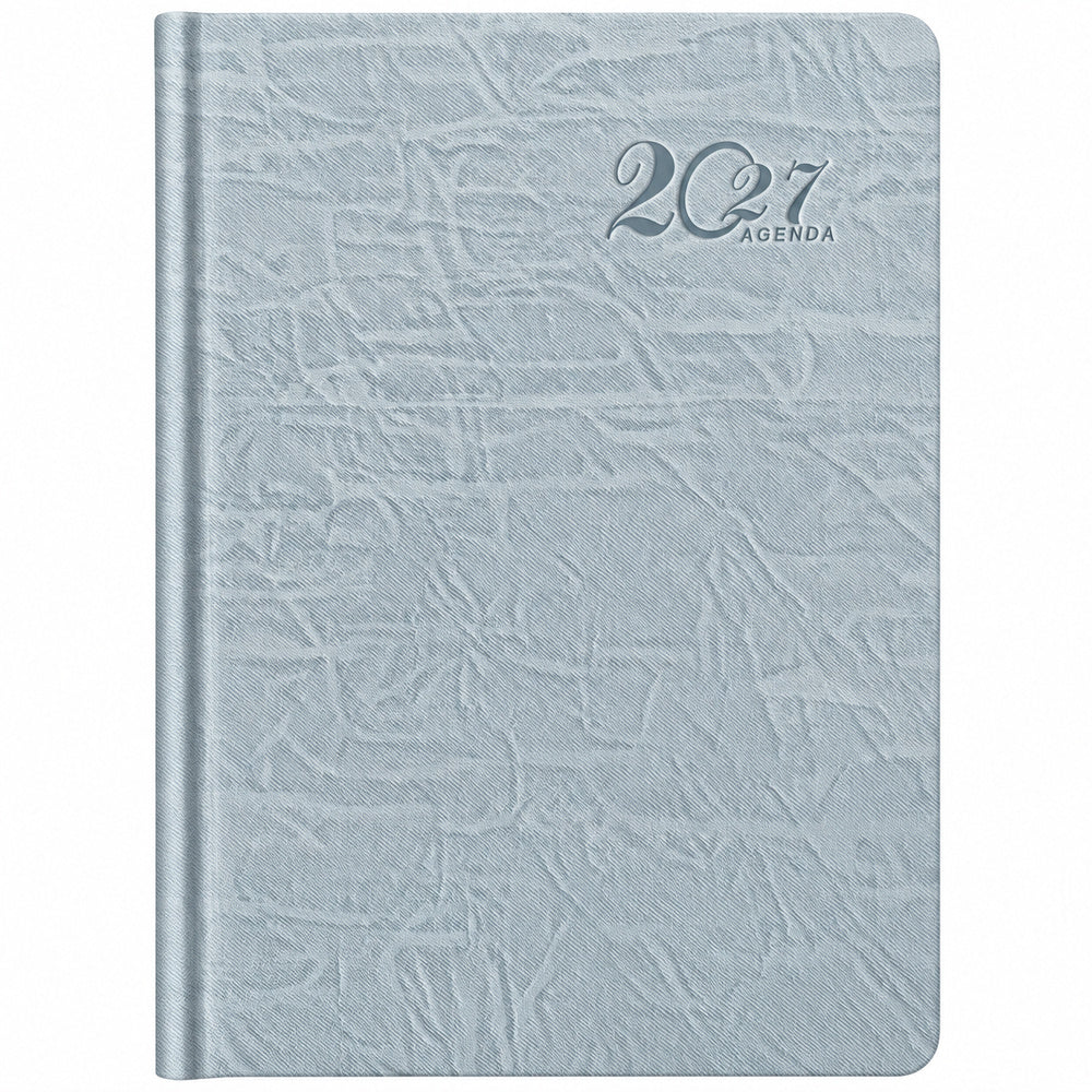 Agenda Diver Class DC/62 2027, SKU 40092-1: cubierta de tono azulado pastel con relieve y texto 2027 AGENDA. Fotografía retocada sobre blanco sin envoltorio.