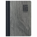 Agenda Diver Class DC/65 2027, SKU 40092-4: cubierta gris con lomo oscuro, portada principal, con panel 20/27 y palabra AGENDA. Fotografía retocada sobre blanco sin envoltorio.