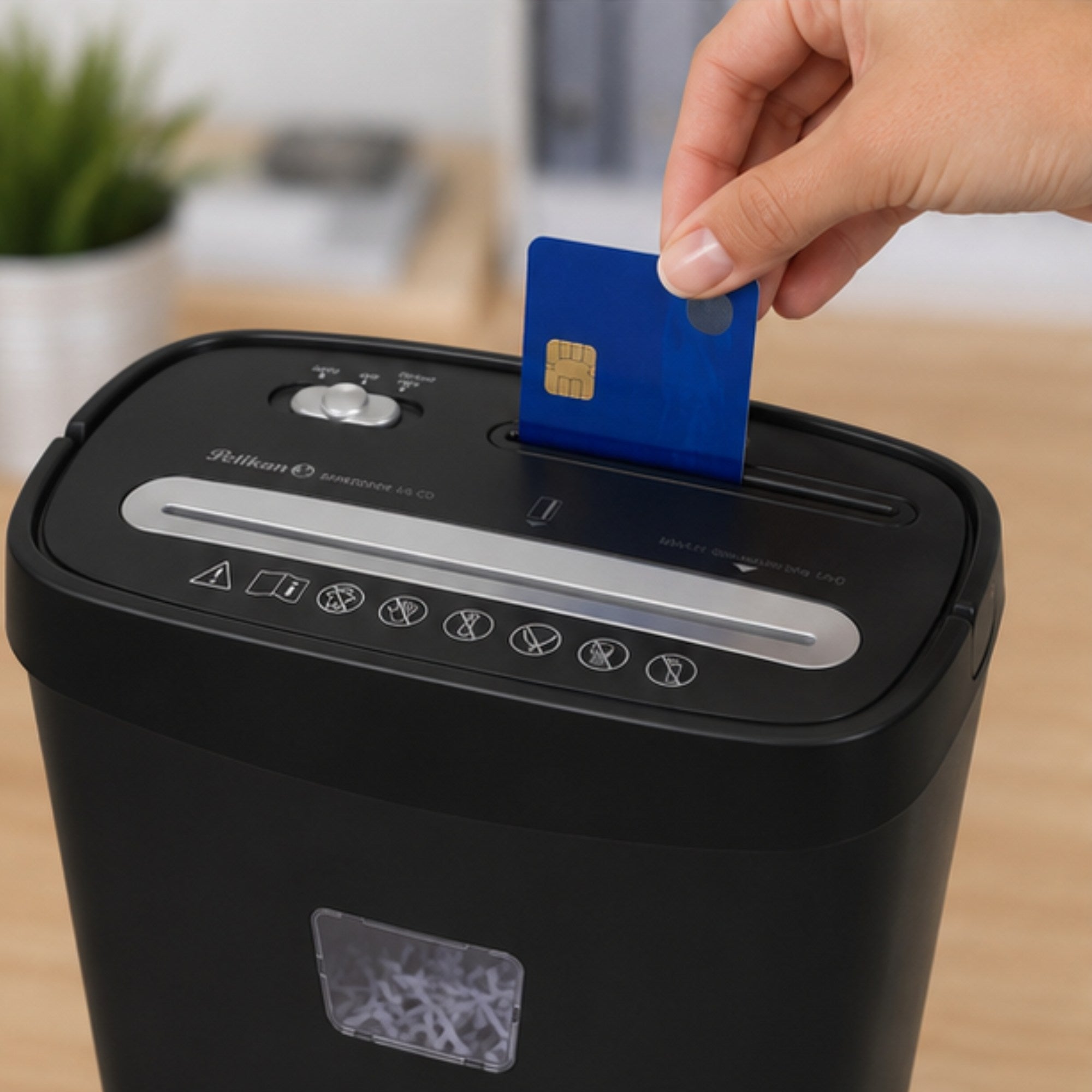 Destructora o Trituradora de Papel Pelikan X6 CD