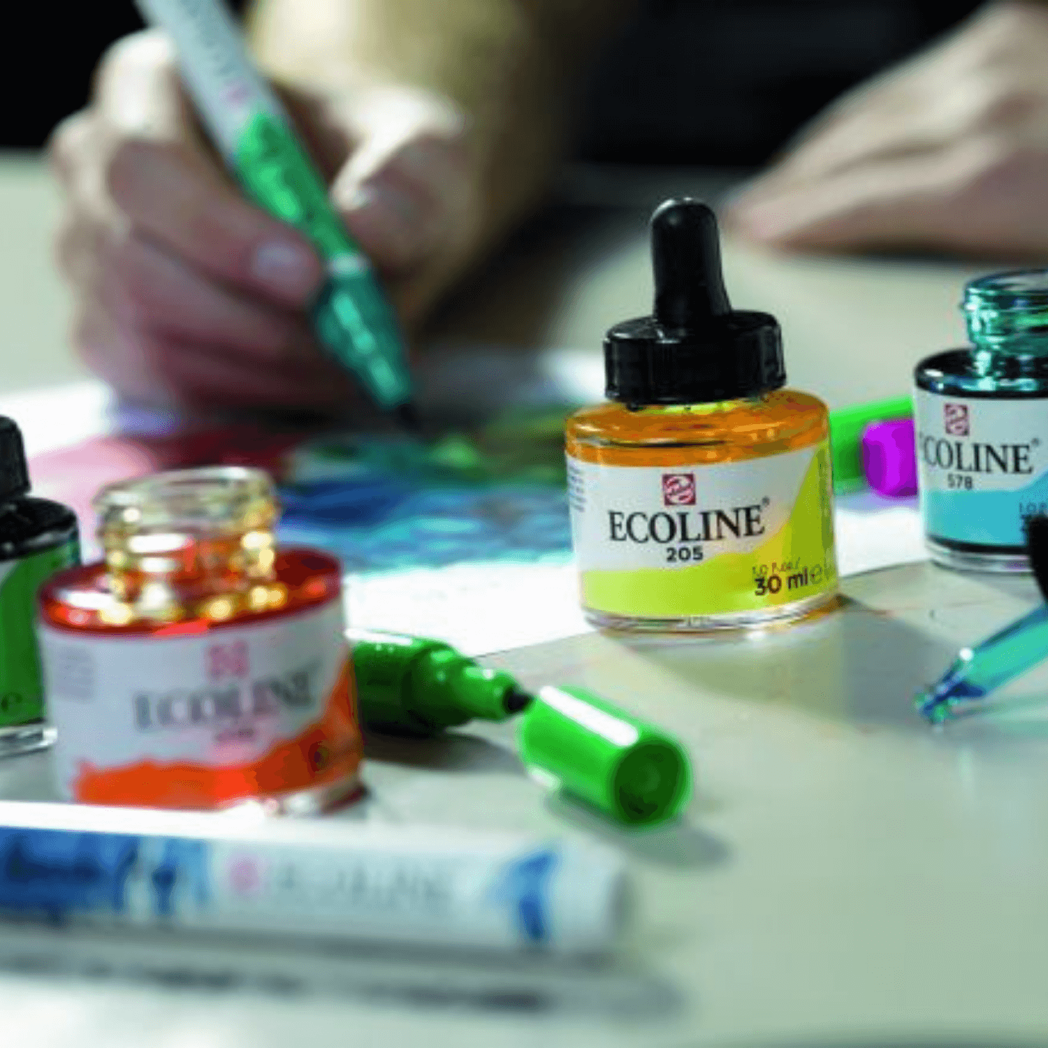 Ecoline acuarela muestra Panafargo