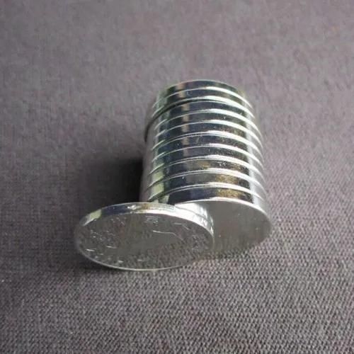 Imanes De Neodimio En Forma De Moneda Con Una Moneda