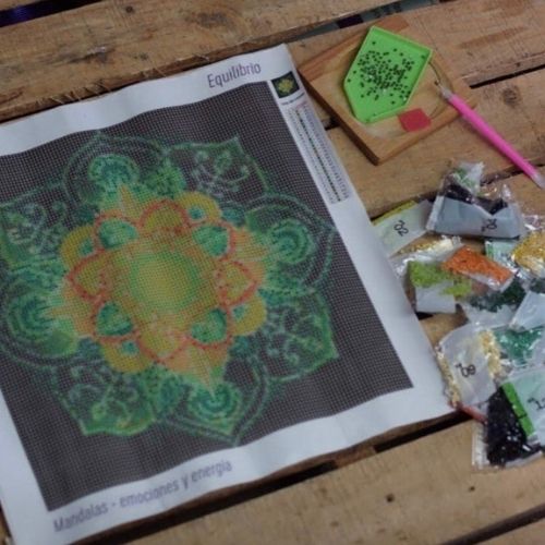 Mandalas De Bisuteria Para Trabajar Emociones Mandala Verde
