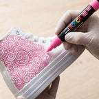 Marcador Acrílico Uni Posca PC-5M Rosa (Pink - 13) - Punta Media Multisuperficie Base de Agua