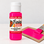 Imagen referencial: Pintura acrílica fluorescente Fusion Color rosa 60 cc, ejemplo de uso sobre cartón