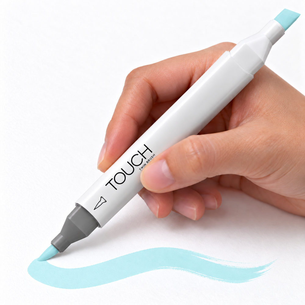Imagen referencial de uso del marcador ShinHan TOUCH TWIN BRUSH B182 FROST BLUE, cuerpo blanco y doble punta pincel y cincel. Presentación por unidad.
